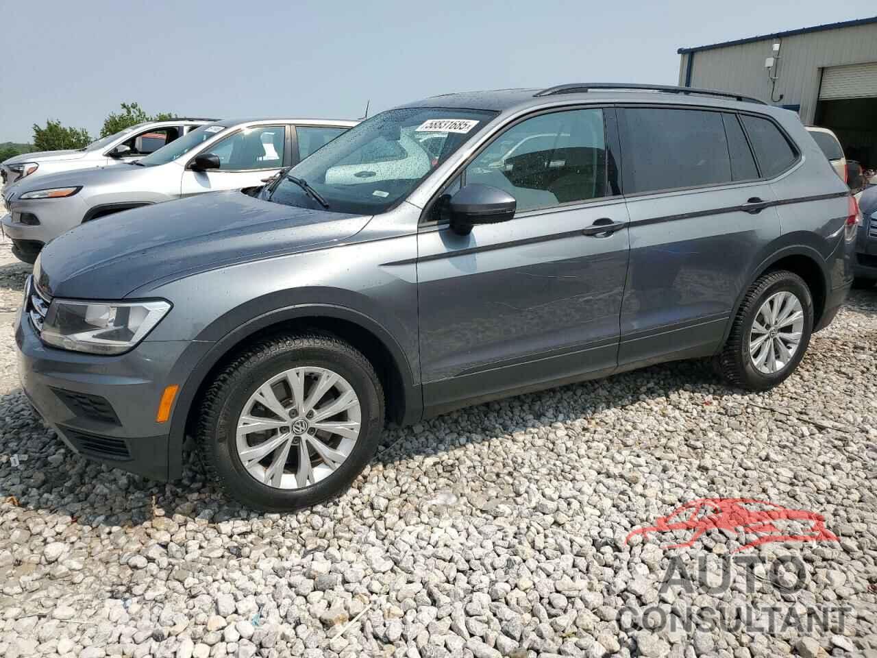 VOLKSWAGEN TIGUAN 2018 - 3VV0B7AXXJM131760
