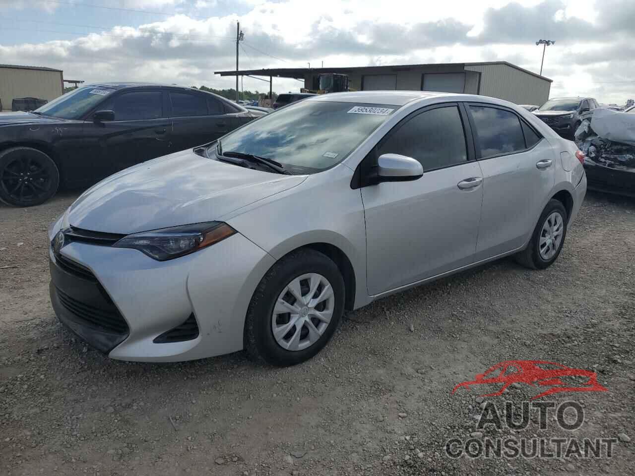 TOYOTA COROLLA 2018 - 5YFBURHE1JP758552
