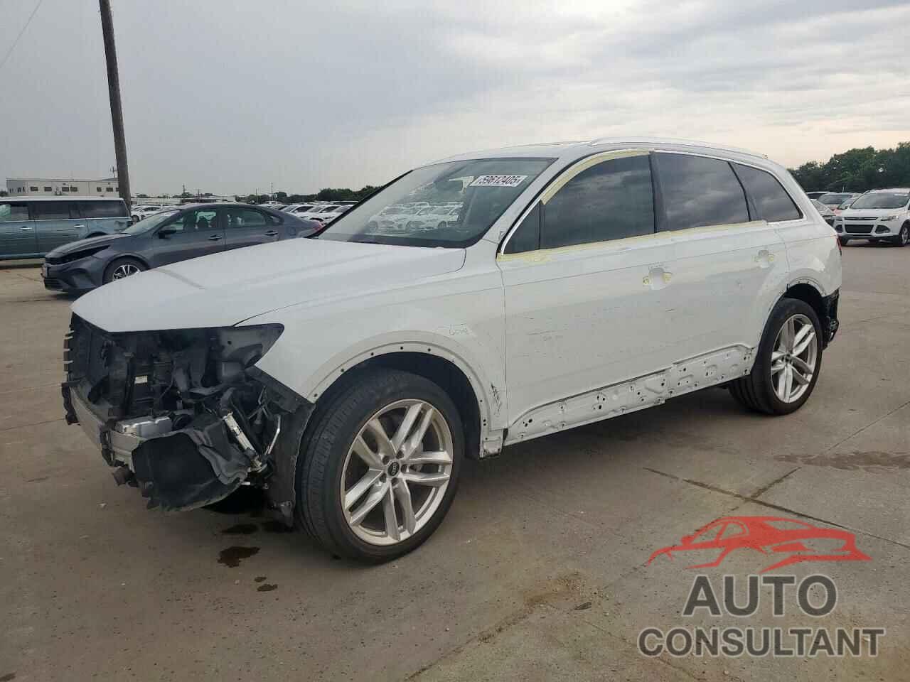 AUDI Q7 2018 - WA1VAAF73JD050330