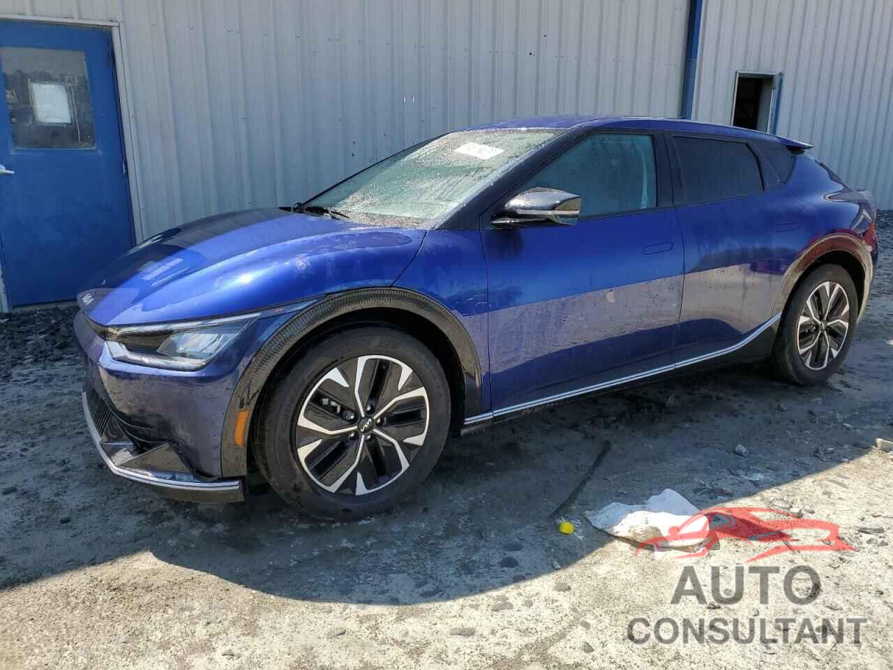 KIA EV6 LIGHT 2023 - KNDC34LA8P5604733