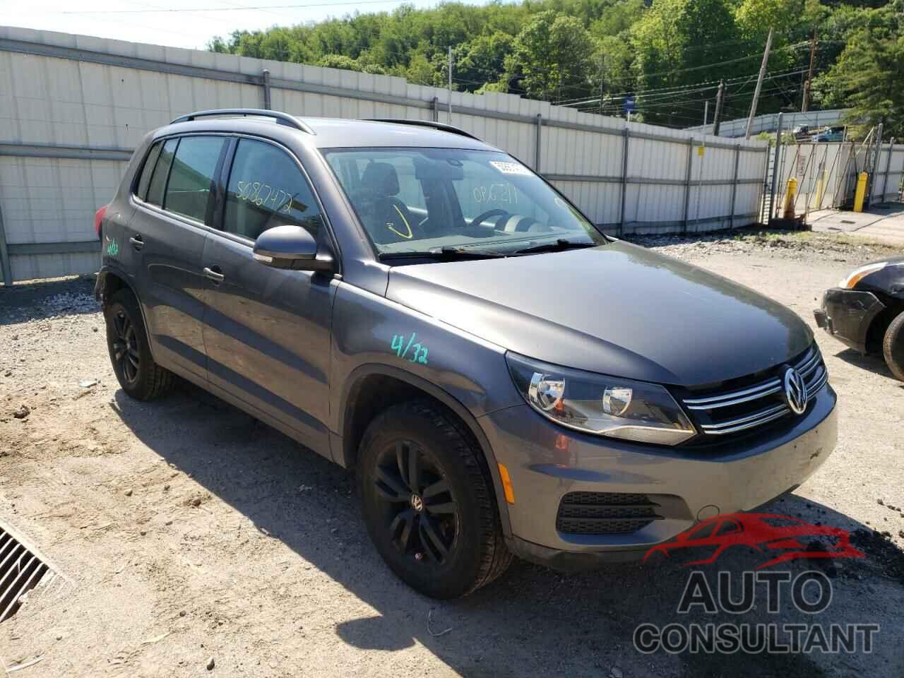 VOLKSWAGEN TIGUAN 2016 - WVGAV7AX8GW587545