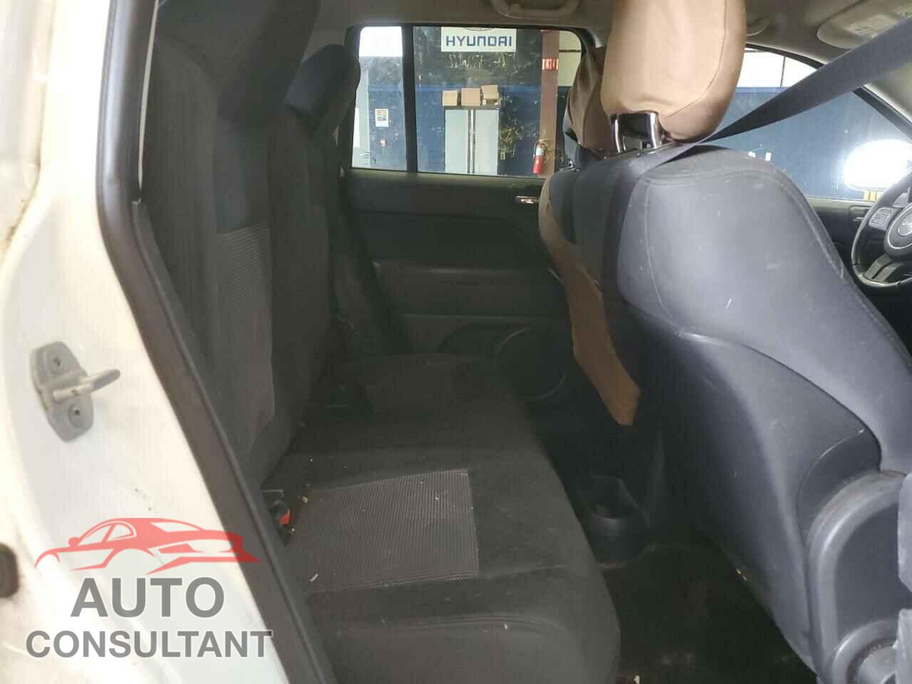 JEEP COMPASS 2012 - 1C4NJDEB6CD675577
