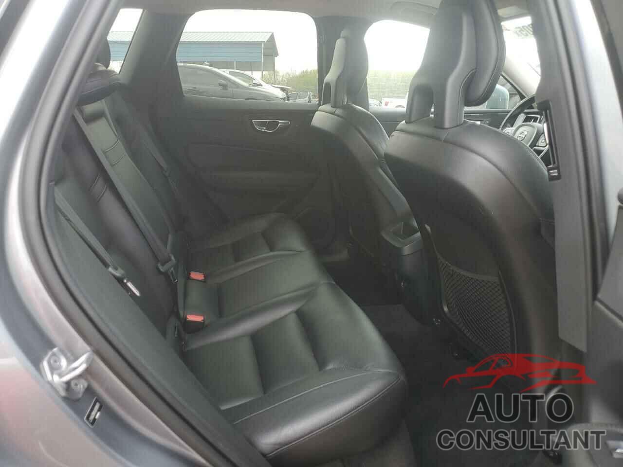 VOLVO XC60 2018 - LYVA22RK8JB109678