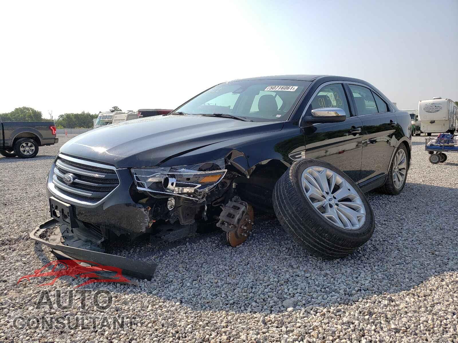 FORD TAURUS 2018 - 1FAHP2F84JG110314