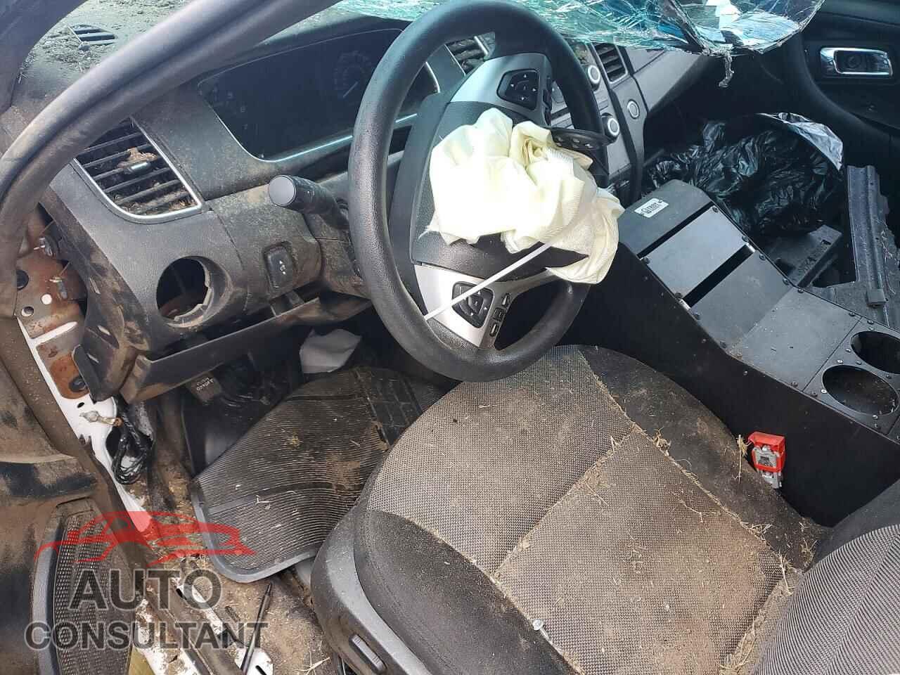 FORD TAURUS 2013 - 1FAHP2L82DG109624