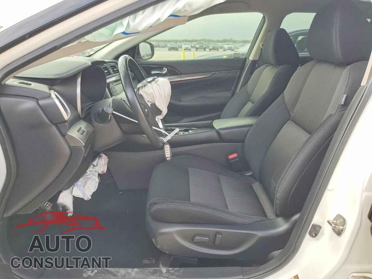 NISSAN MAXIMA 2019 - 1N4AA6AV5KC361424
