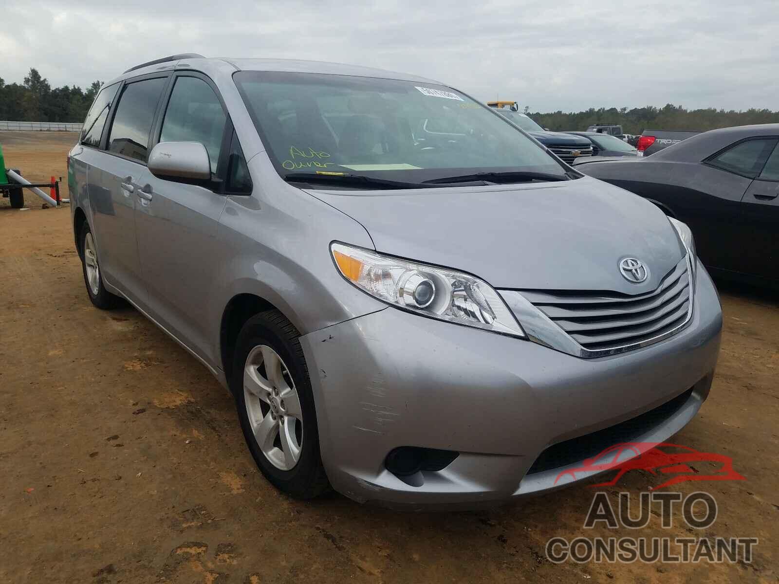 TOYOTA SIENNA 2017 - 5TDKZ3DC5HS798900