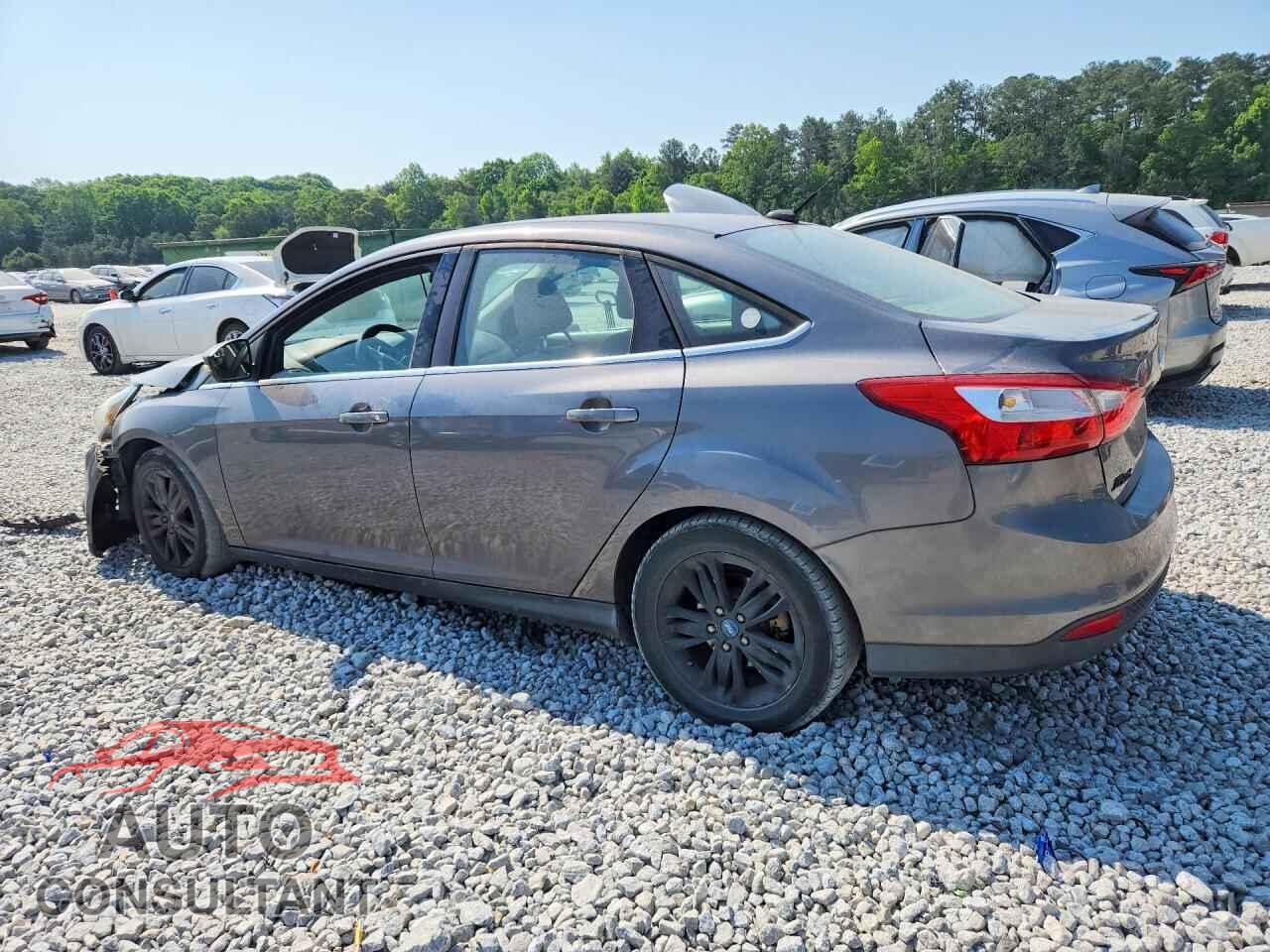 FORD FOCUS 2012 - 1FAHP3H24CL373458