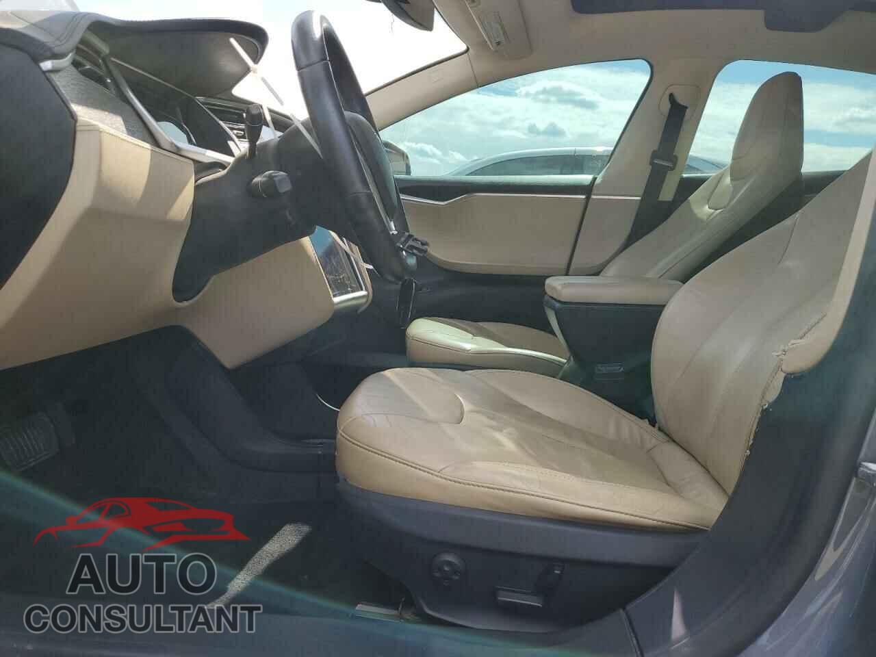 TESLA MODEL S 2013 - 5YJSA1CN9DFP14820