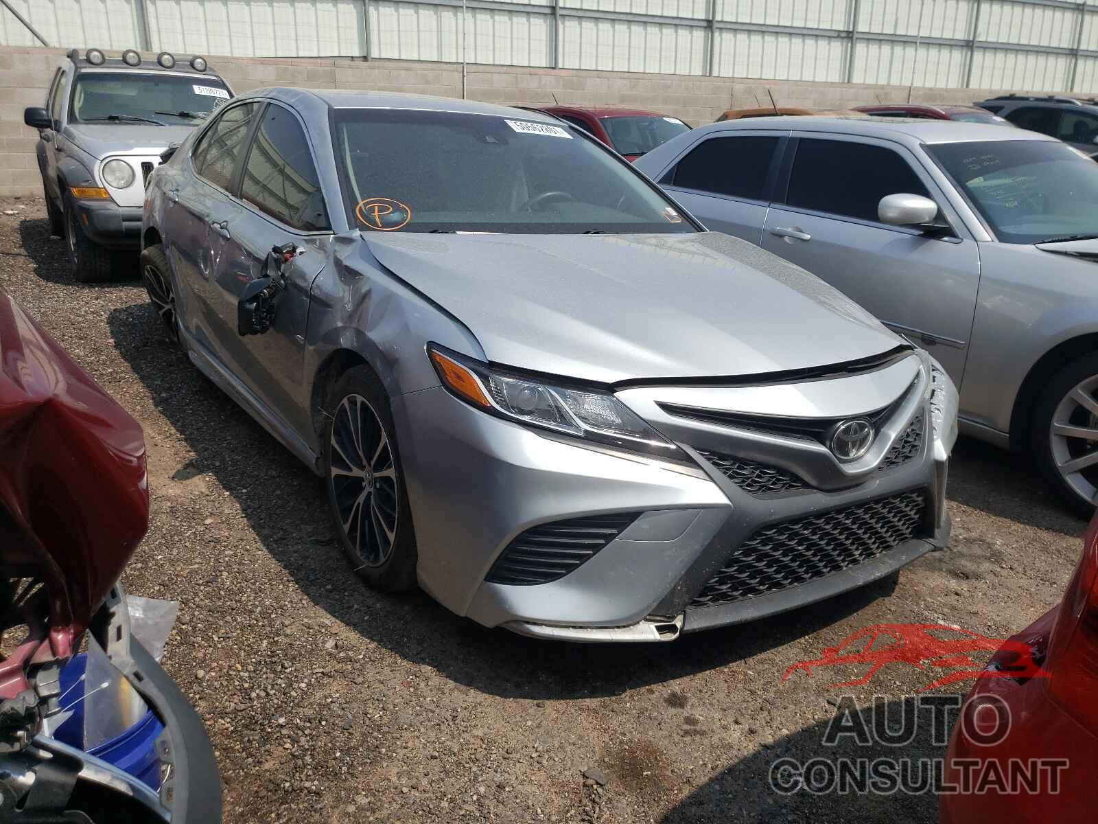 TOYOTA CAMRY 2018 - JTNB11HK9J3017604