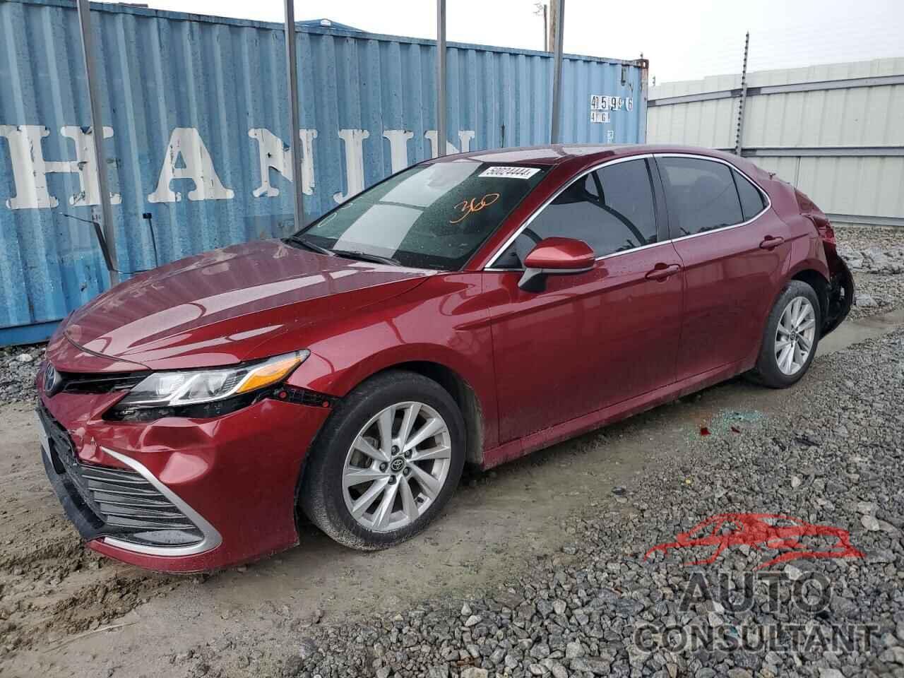 TOYOTA CAMRY 2021 - 4T1C11AK8MU531750