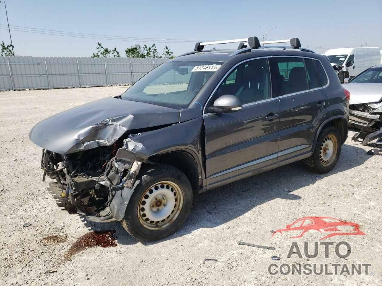 VOLKSWAGEN TIGUAN 2017 - WVGLV7AX7HK034094