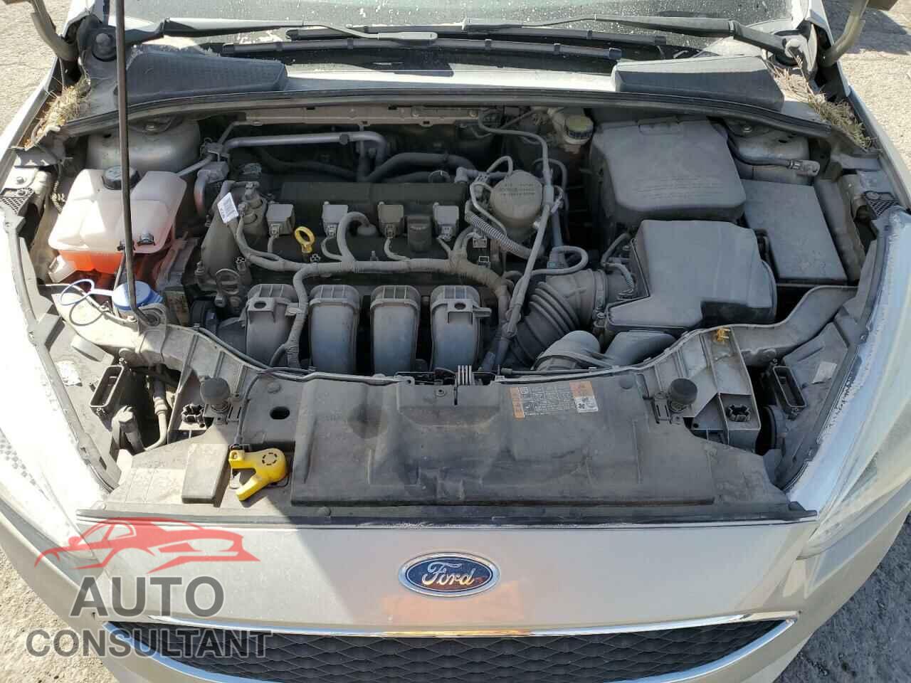 FORD FOCUS 2016 - 1FADP3F22GL212940