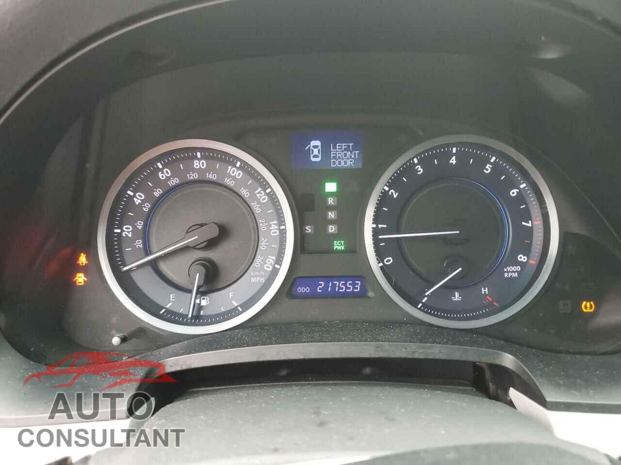 LEXUS IS 2011 - JTHBF5C24B5145922