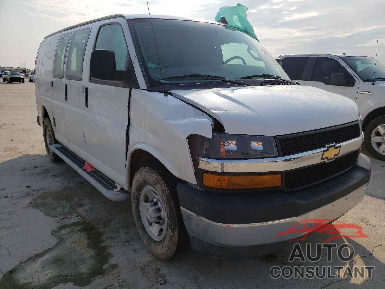 CHEVROLET EXPRESS 2020 - 1GCWGAFG6L1166487