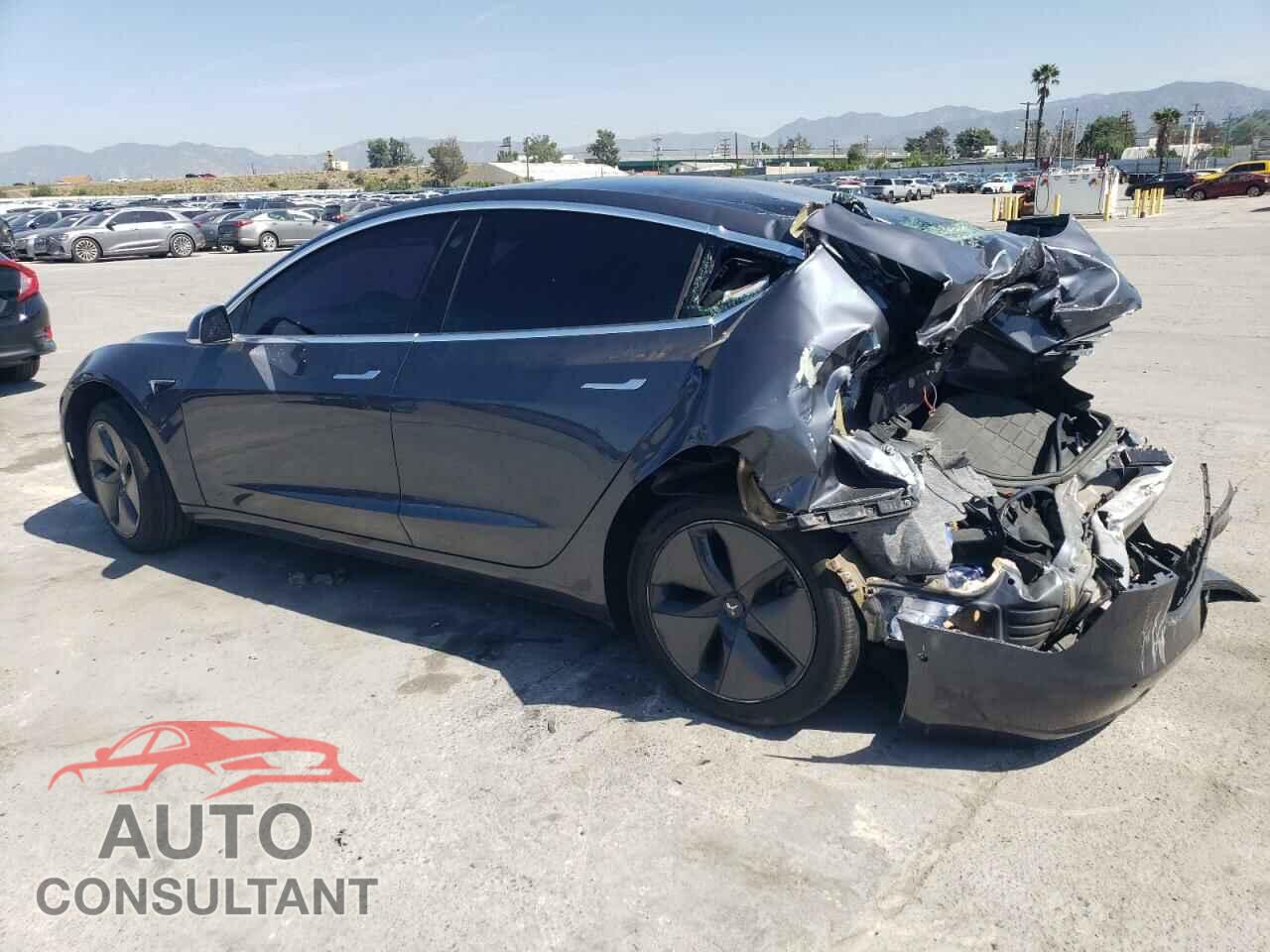 TESLA MODEL 3 2020 - 5YJ3E1EA1LF703182