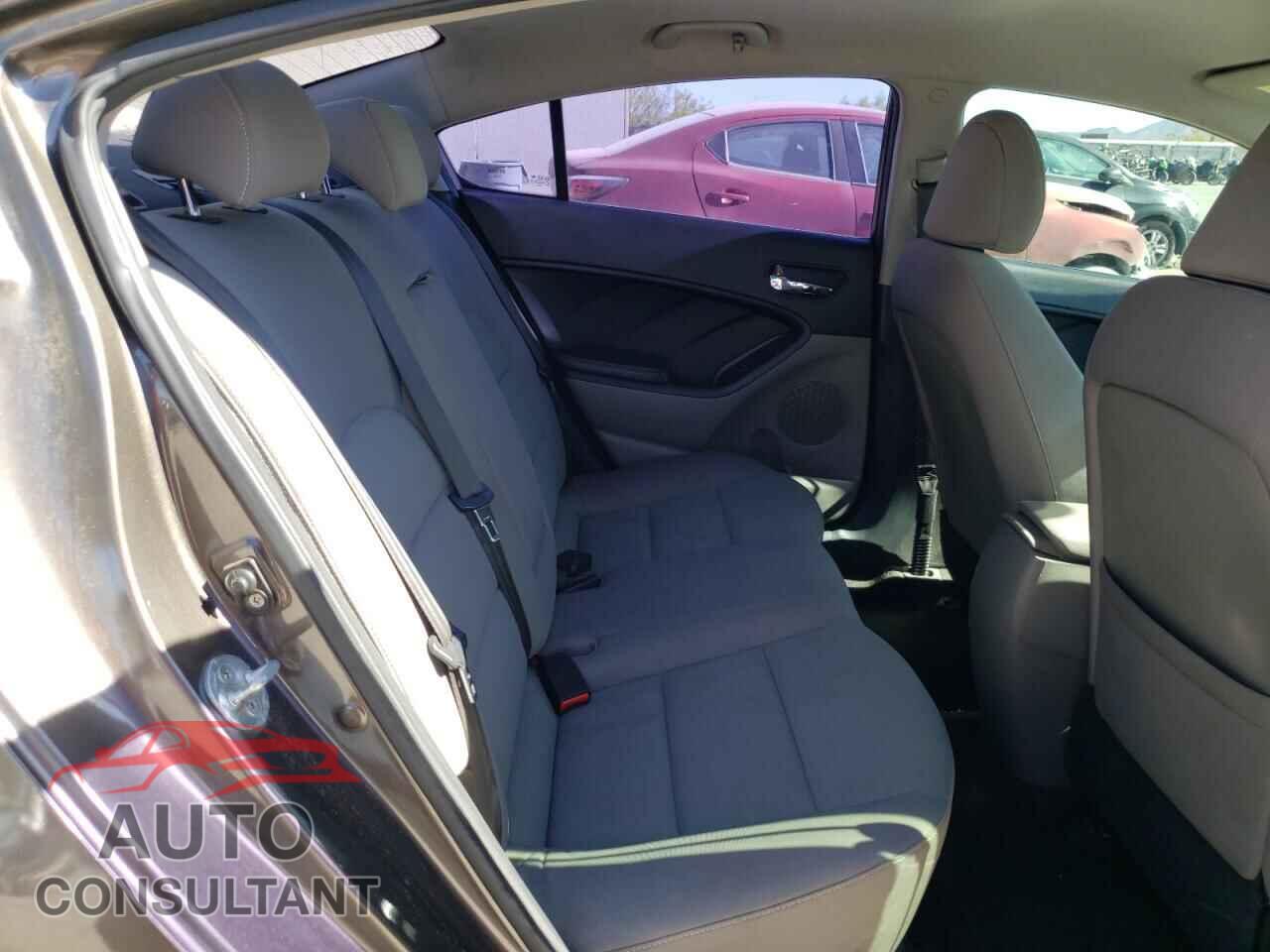 KIA FORTE 2014 - KNAFX4A68E5147772