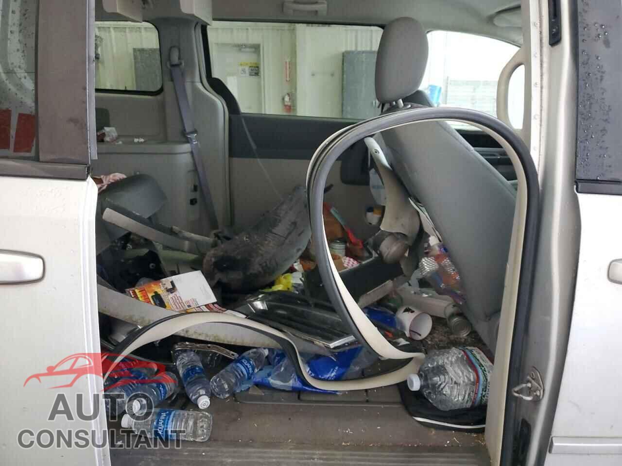 DODGE CARAVAN 2010 - 2D4RN5D13AR210109