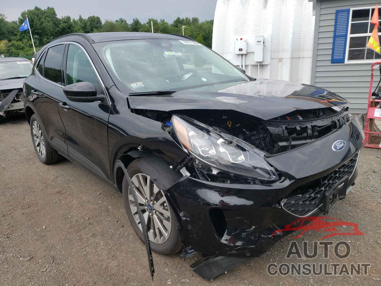 FORD ESCAPE 2021 - 1FMCU9J92MUA57782