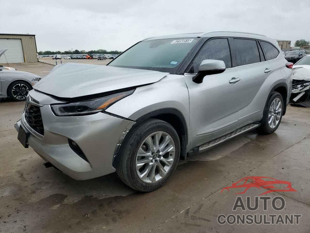 TOYOTA HIGHLANDER 2021 - 5TDYZRAH2MS528921