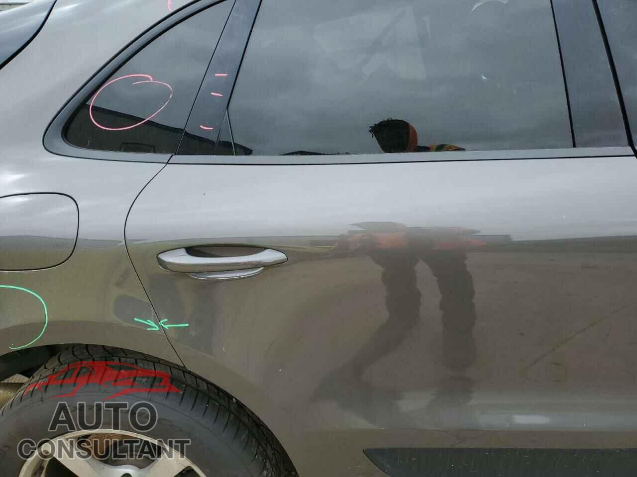 PORSCHE MACAN 2017 - WP1AA2A50HLB08845