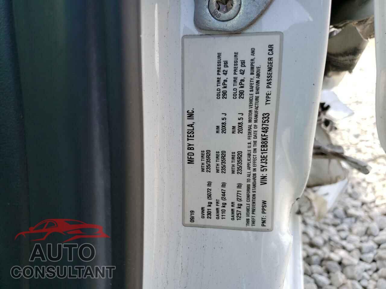 TESLA MODEL 3 2019 - 5YJ3E1EB8KF487533
