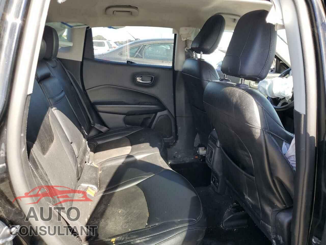 JEEP COMPASS 2019 - 3C4NJDBB2KT826587
