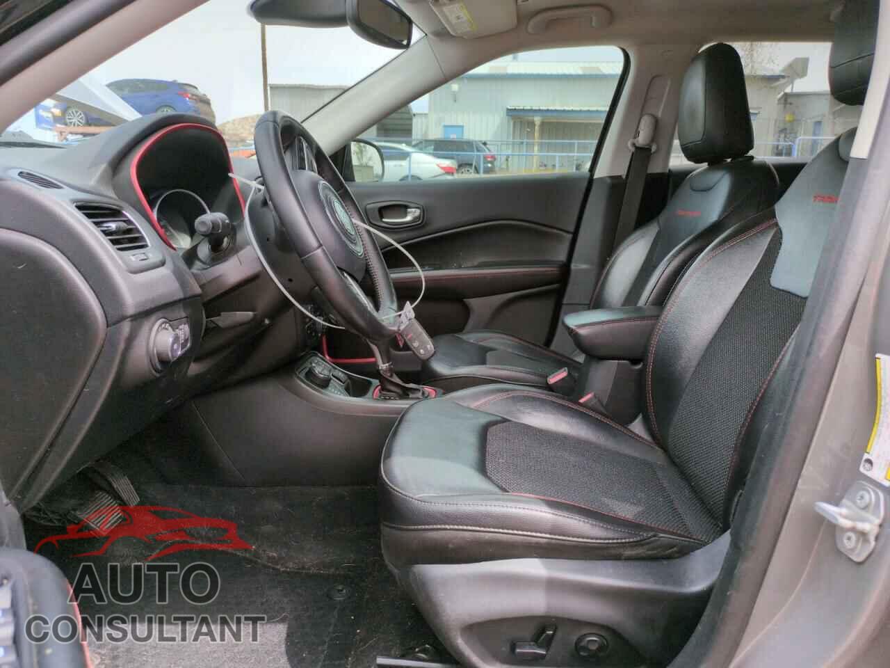 JEEP COMPASS 2019 - 3C4NJDDB7KT849344