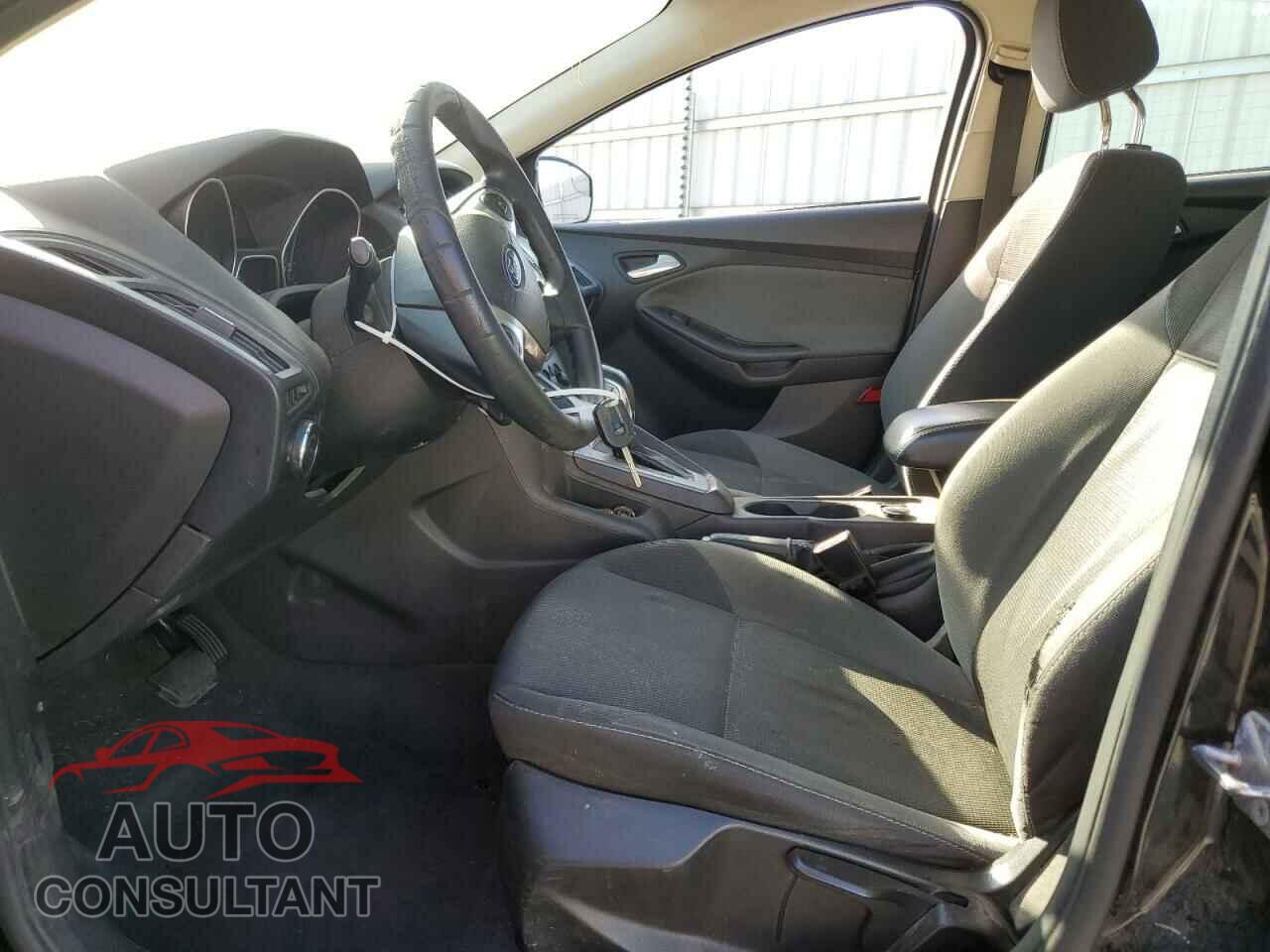 FORD FOCUS 2012 - 1FAHP3F27CL285121