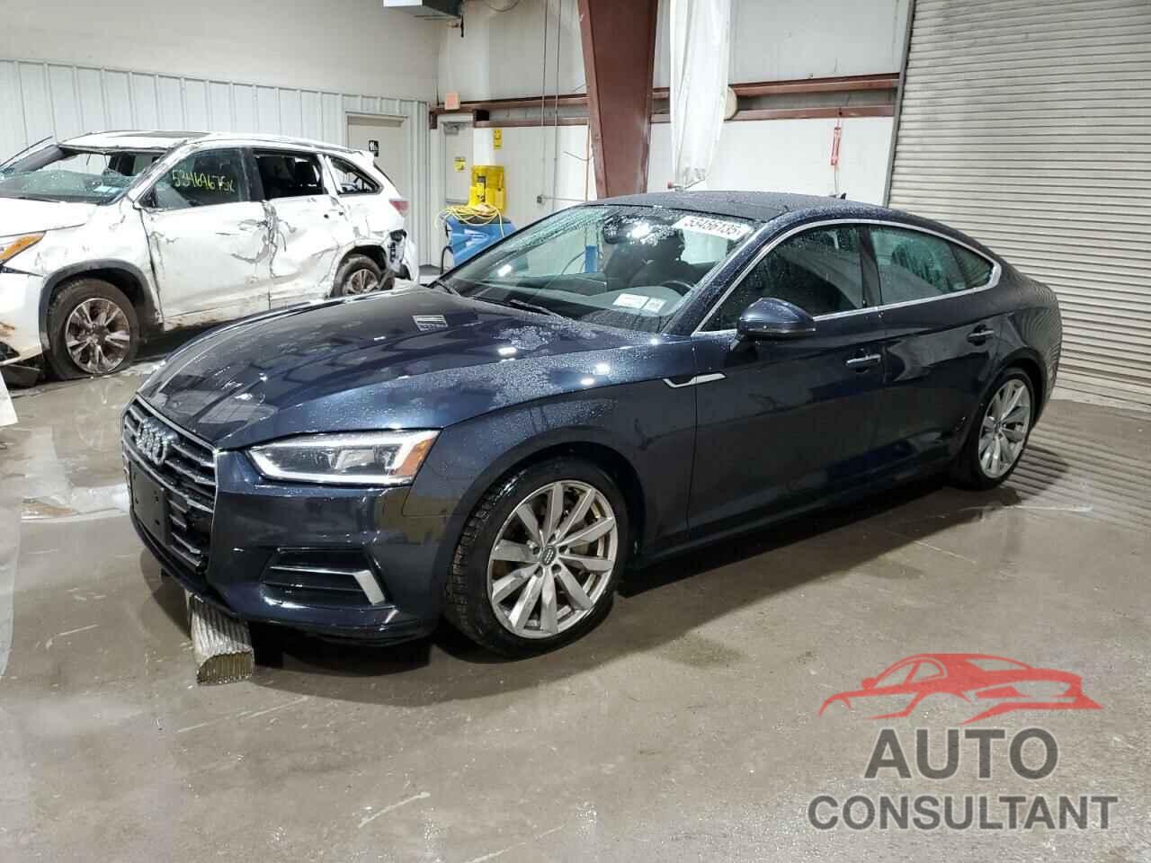 AUDI A5 2018 - WAUBNCF58JA040012