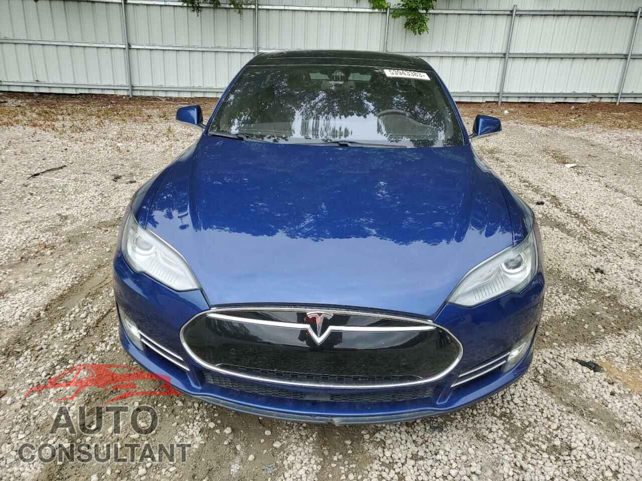 TESLA MODEL S 2015 - 5YJSA1H29FF090308