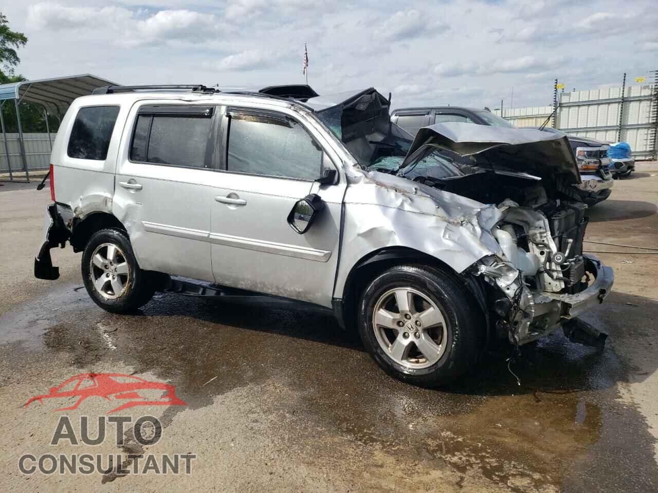 HONDA PILOT 2011 - 5FNYF4H75BB005273