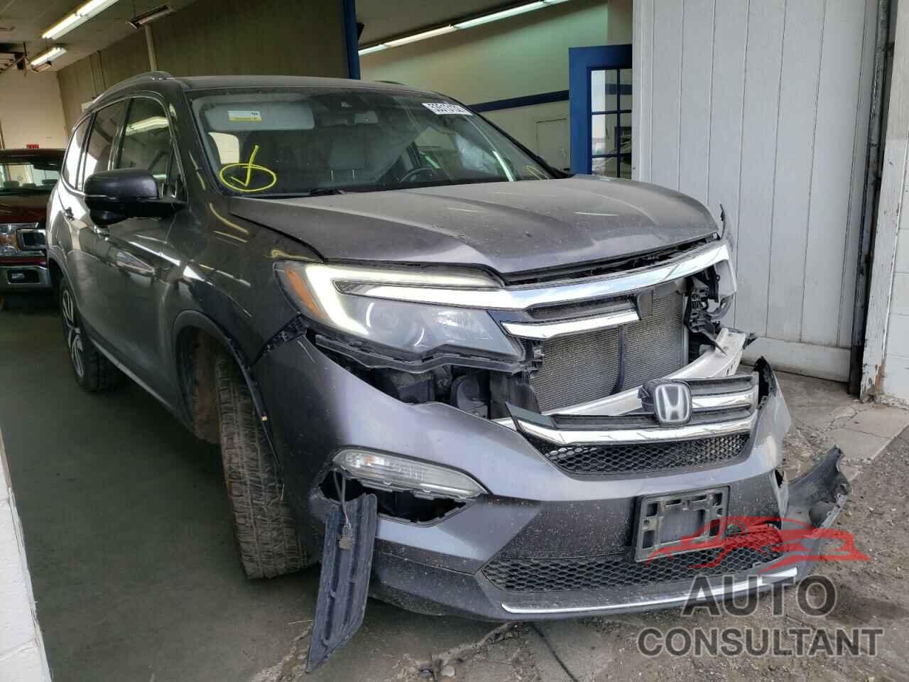 HONDA PILOT 2017 - 5FNYF6H93HB009991