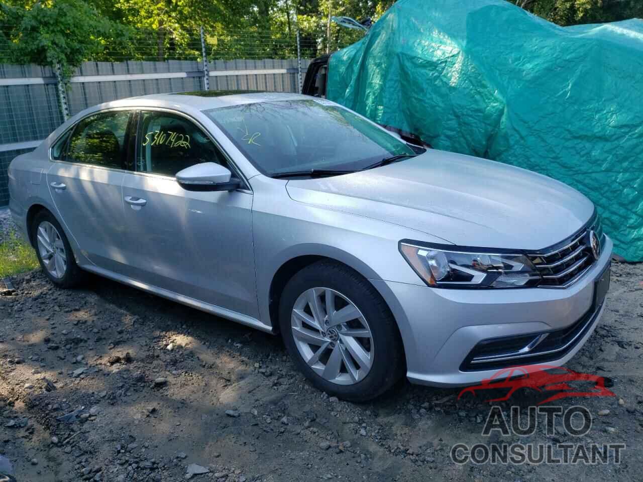 VOLKSWAGEN PASSAT 2018 - 1VWBA7A3XJC025699