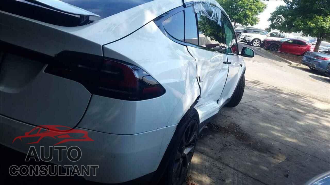 TESLA MODEL X 2022 - 7SAXCDE51NF342392