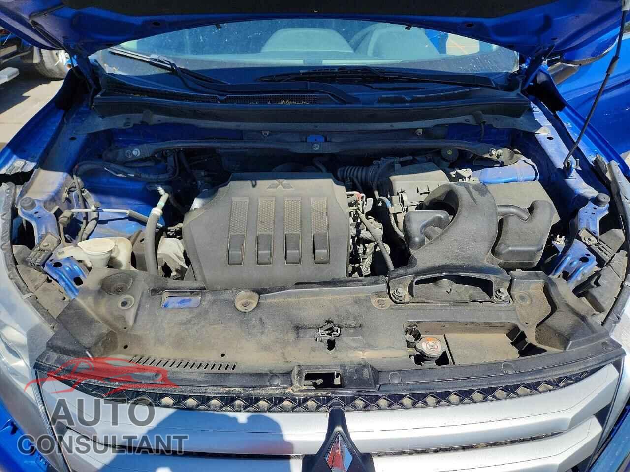 MITSUBISHI ECLIPSE 2018 - JA4AT3AA8JZ049765