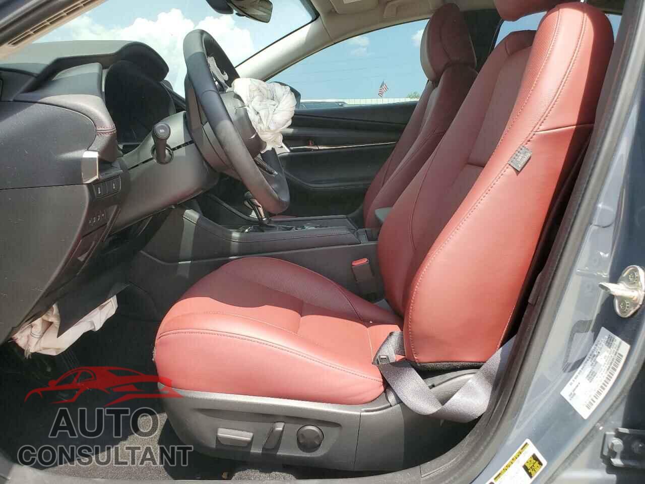 MAZDA 3 2023 - 3MZBPACM3PM371909