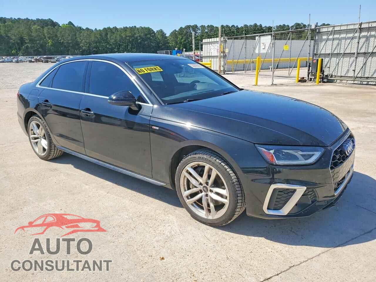 AUDI A4 2021 - WAUDAAF46MA018644