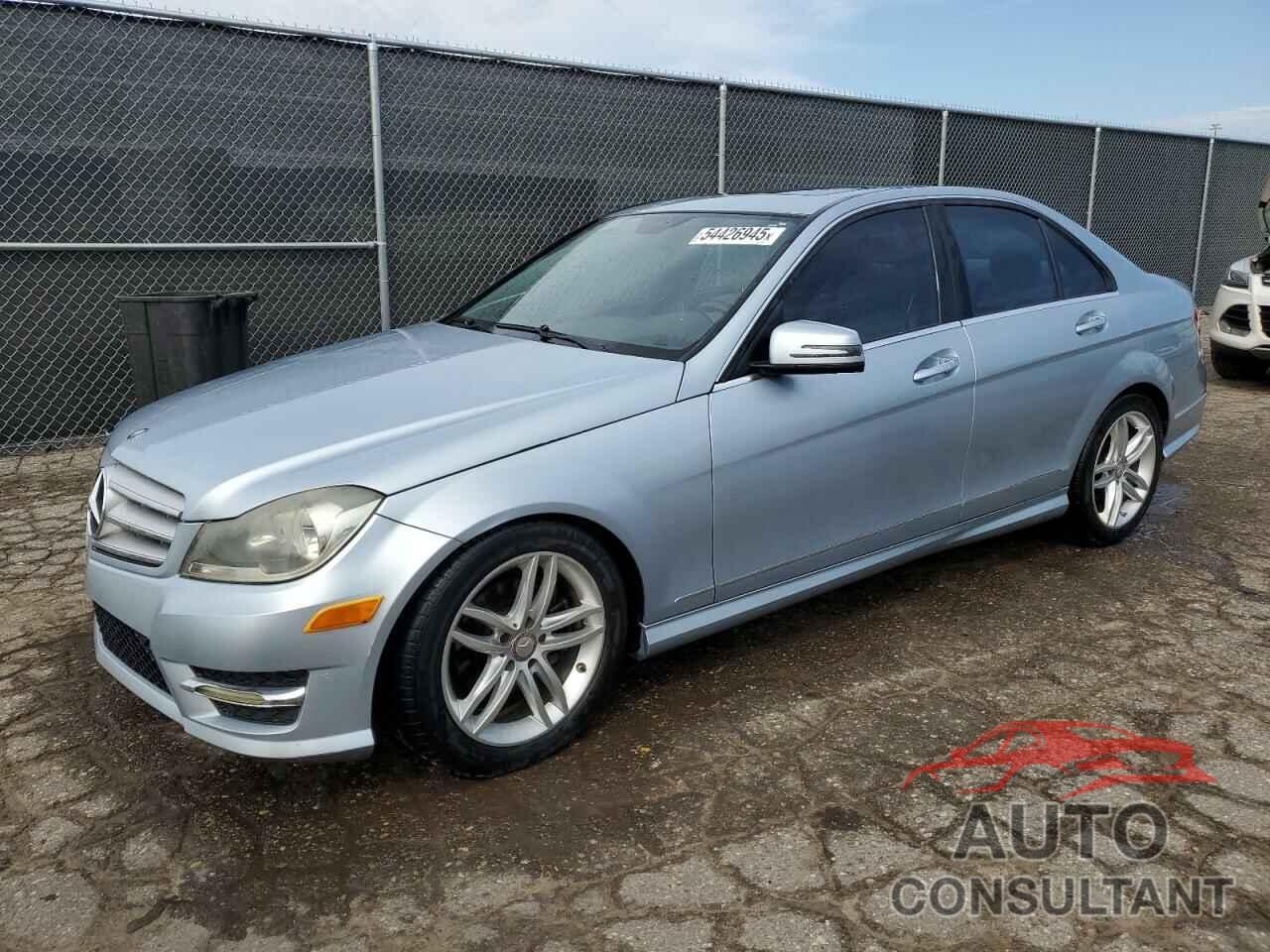MERCEDES-BENZ C-CLASS 2013 - WDDGF4HB4DR255090