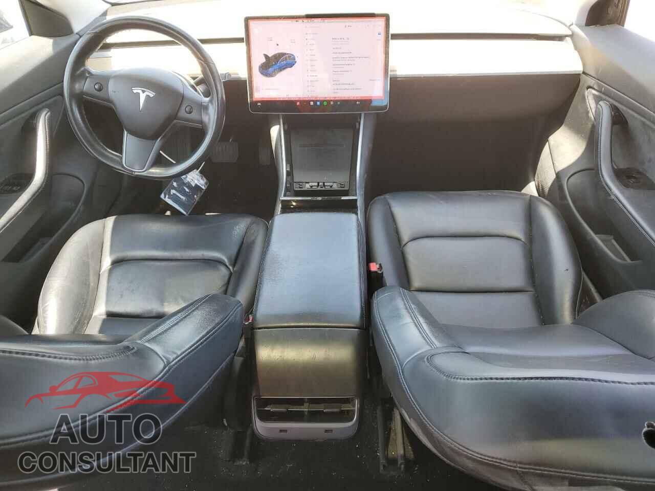TESLA MODEL 3 2018 - 5YJ3E1EB8JF090094