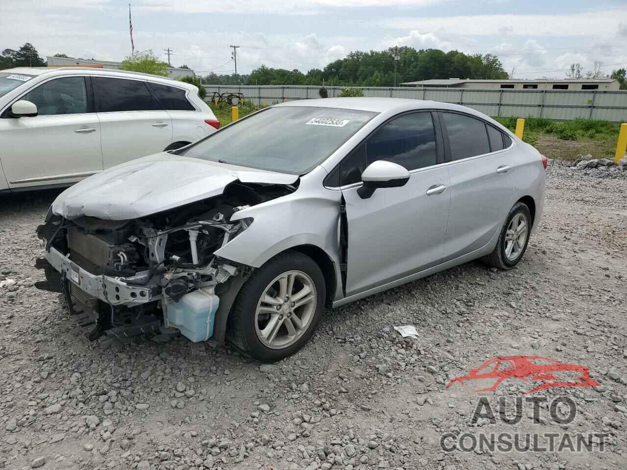 CHEVROLET CRUZE 2018 - 1G1BE5SMXJ7226832