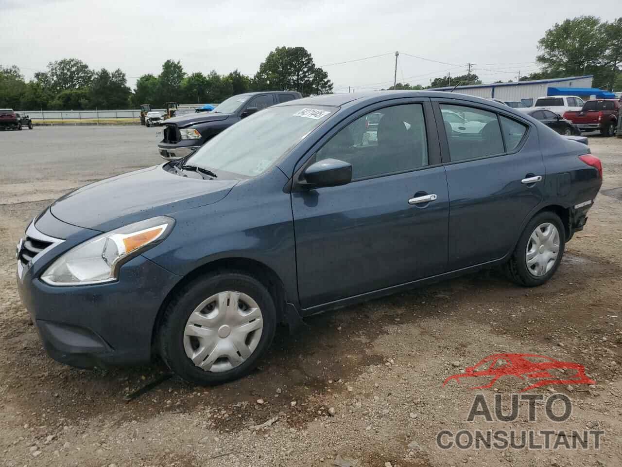 NISSAN VERSA 2017 - 3N1CN7AP6HL810561