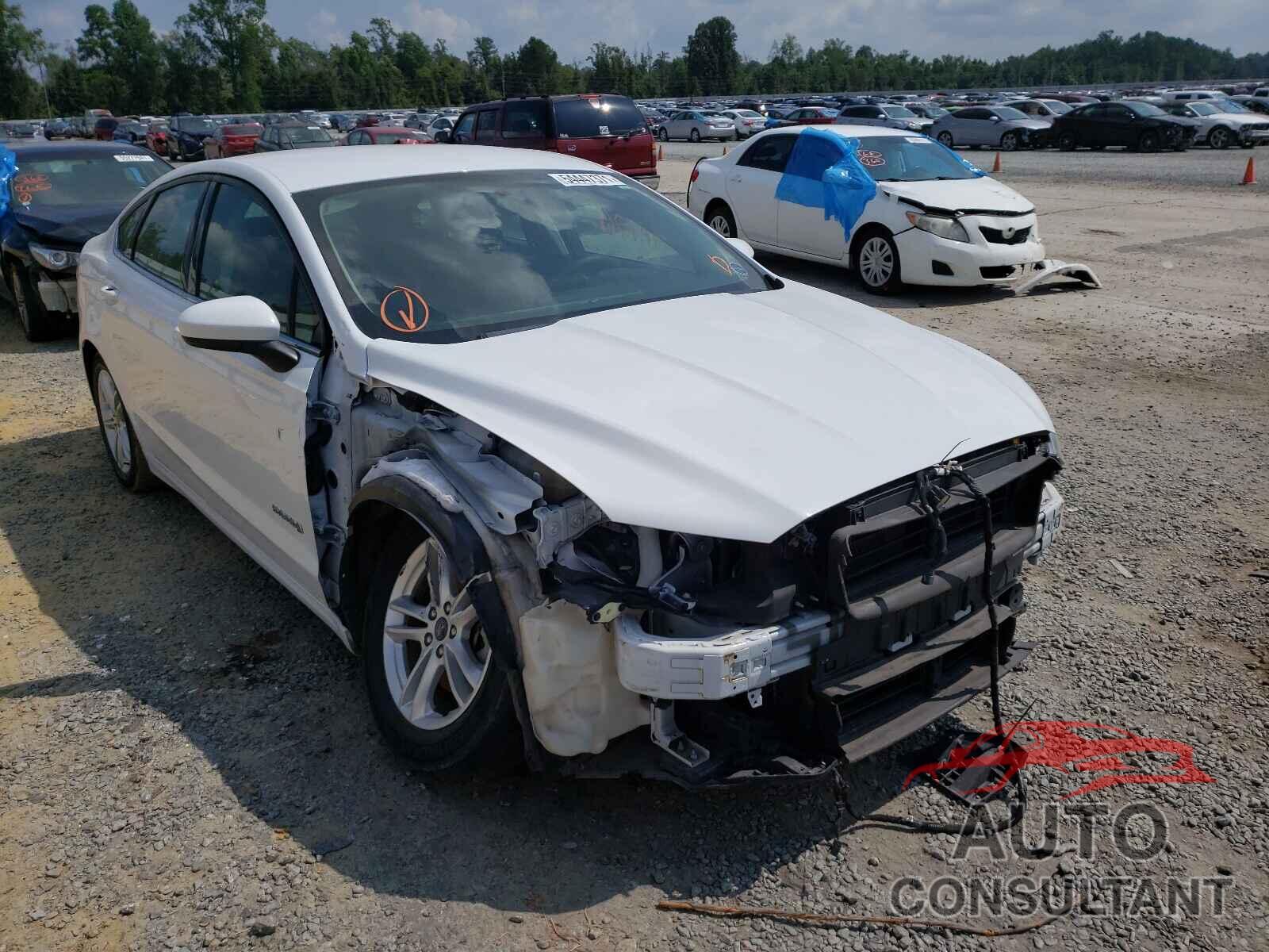 FORD FUSION 2018 - 3FA6P0LU1JR226141