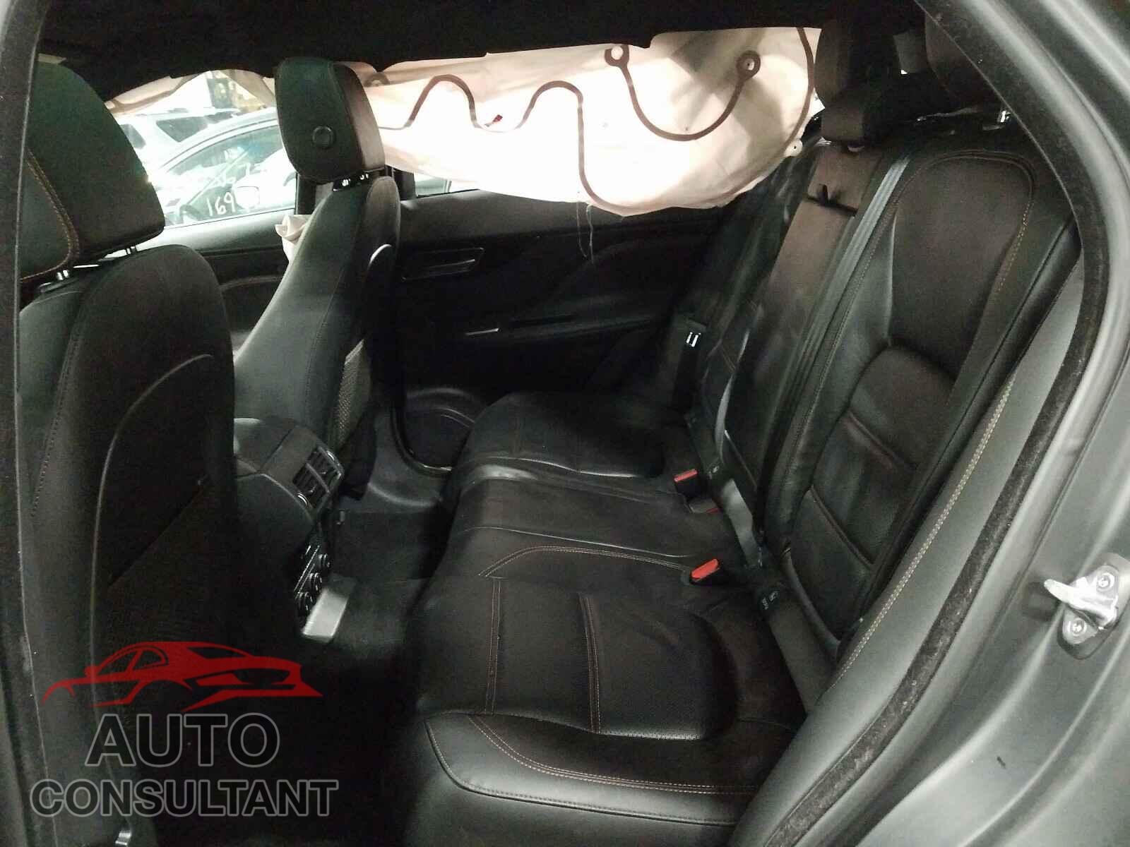 JAGUAR F-PACE 2017 - SADCK2BVXHA078498