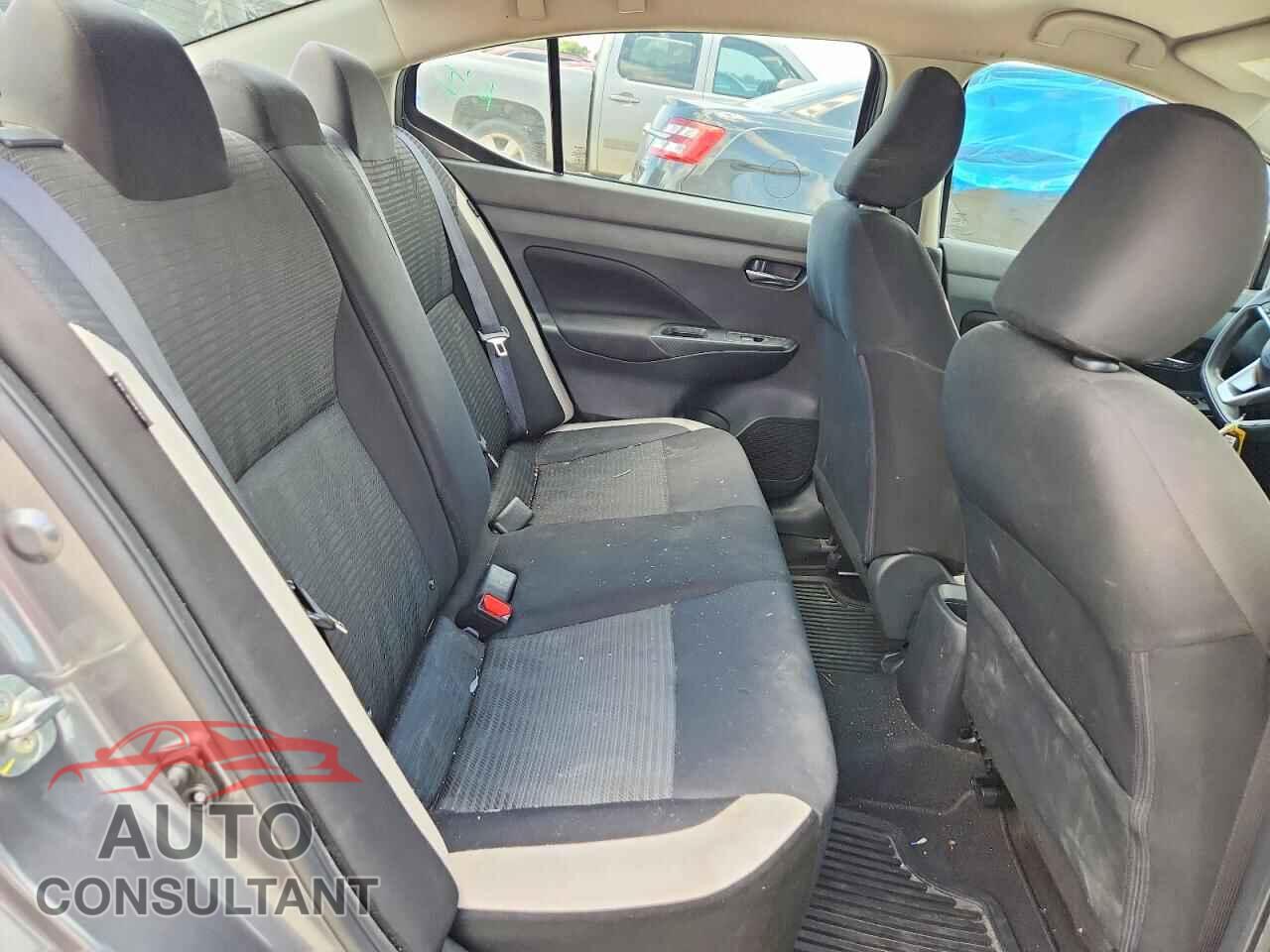 NISSAN VERSA 2021 - 3N1CN8EVXML858220