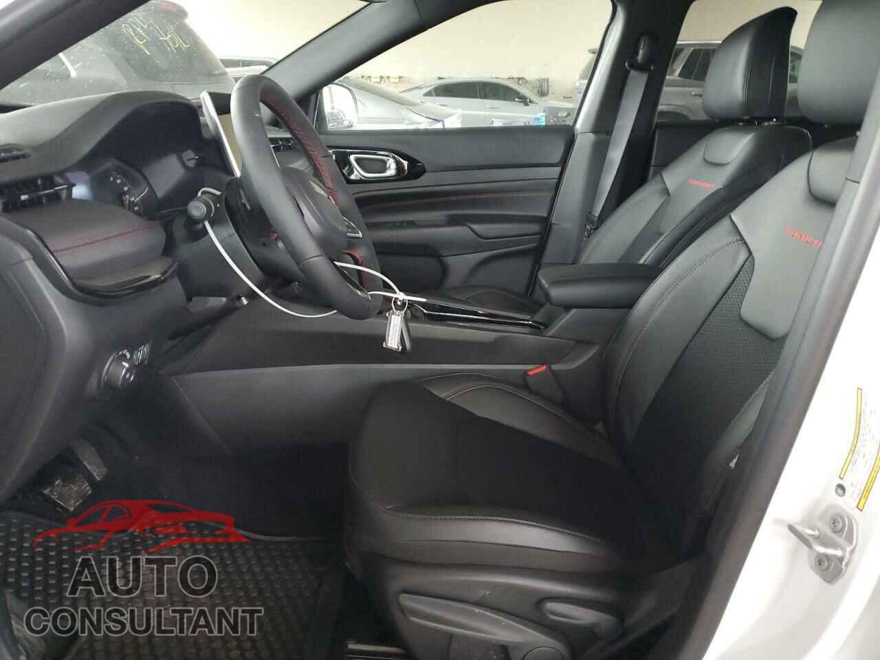 JEEP COMPASS 2025 - 3C4NJDDN4ST581170