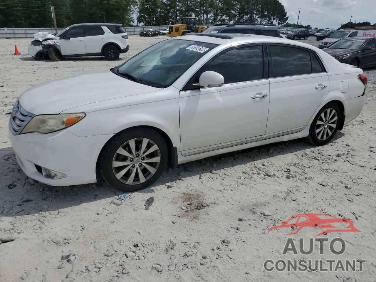 TOYOTA AVALON 2011 - 4T1BK3DB8BU393673