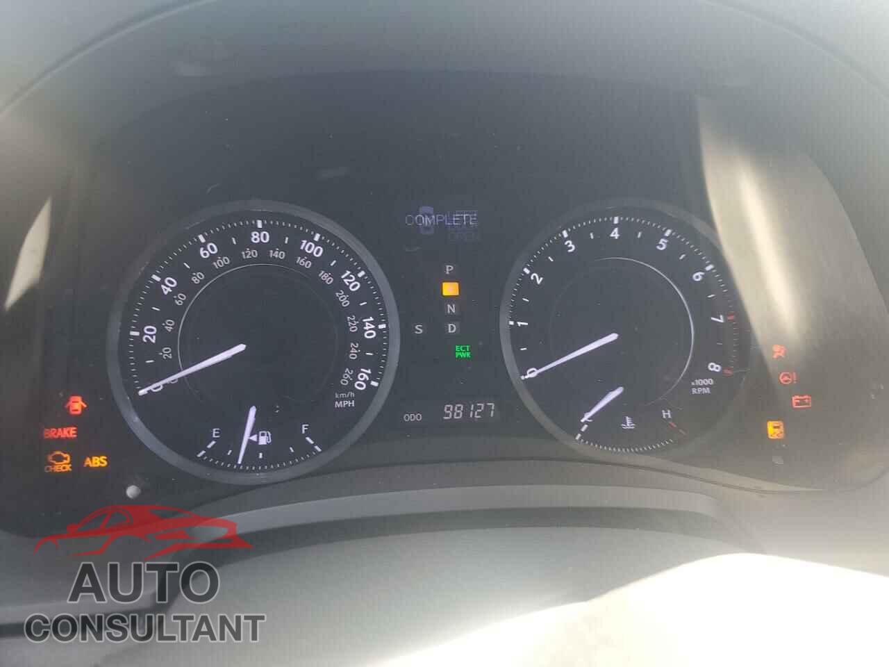 LEXUS IS 2015 - JTHFF2C28F2532142