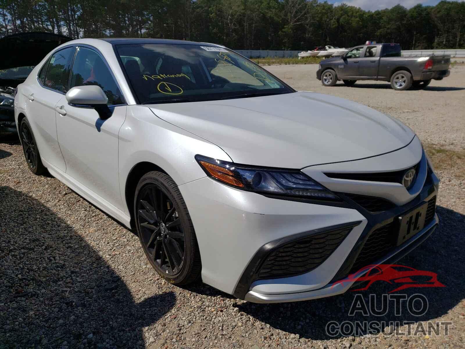 TOYOTA CAMRY 2021 - 4T1K61AK4MU606408