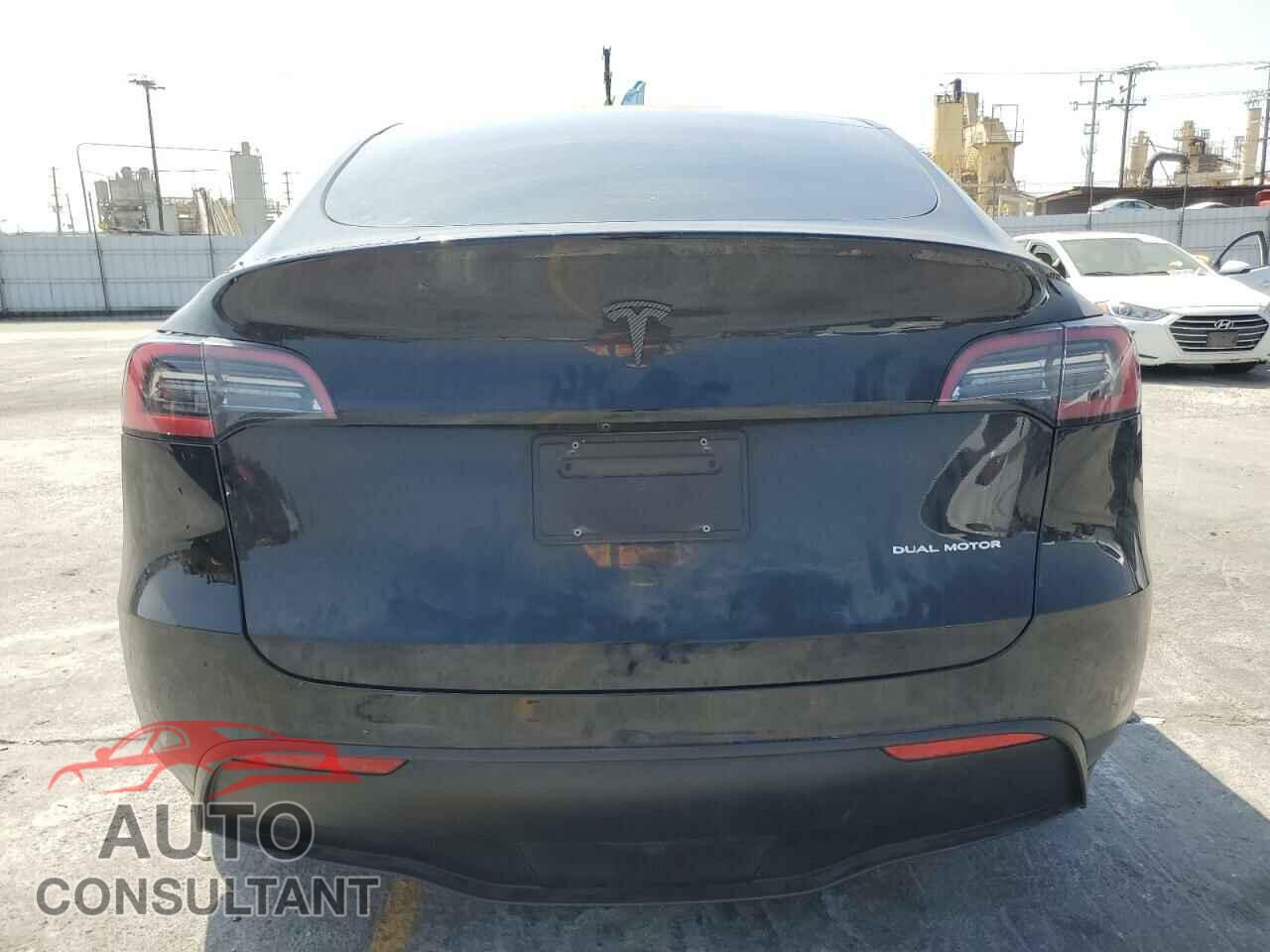 TESLA MODEL Y 2023 - 7SAYGDEE2PF622060